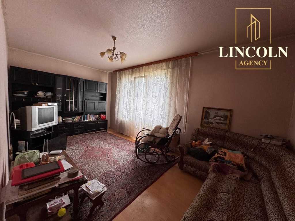 Продажа 3-комнатной квартиры 69 м², Гната Юры ул., 10