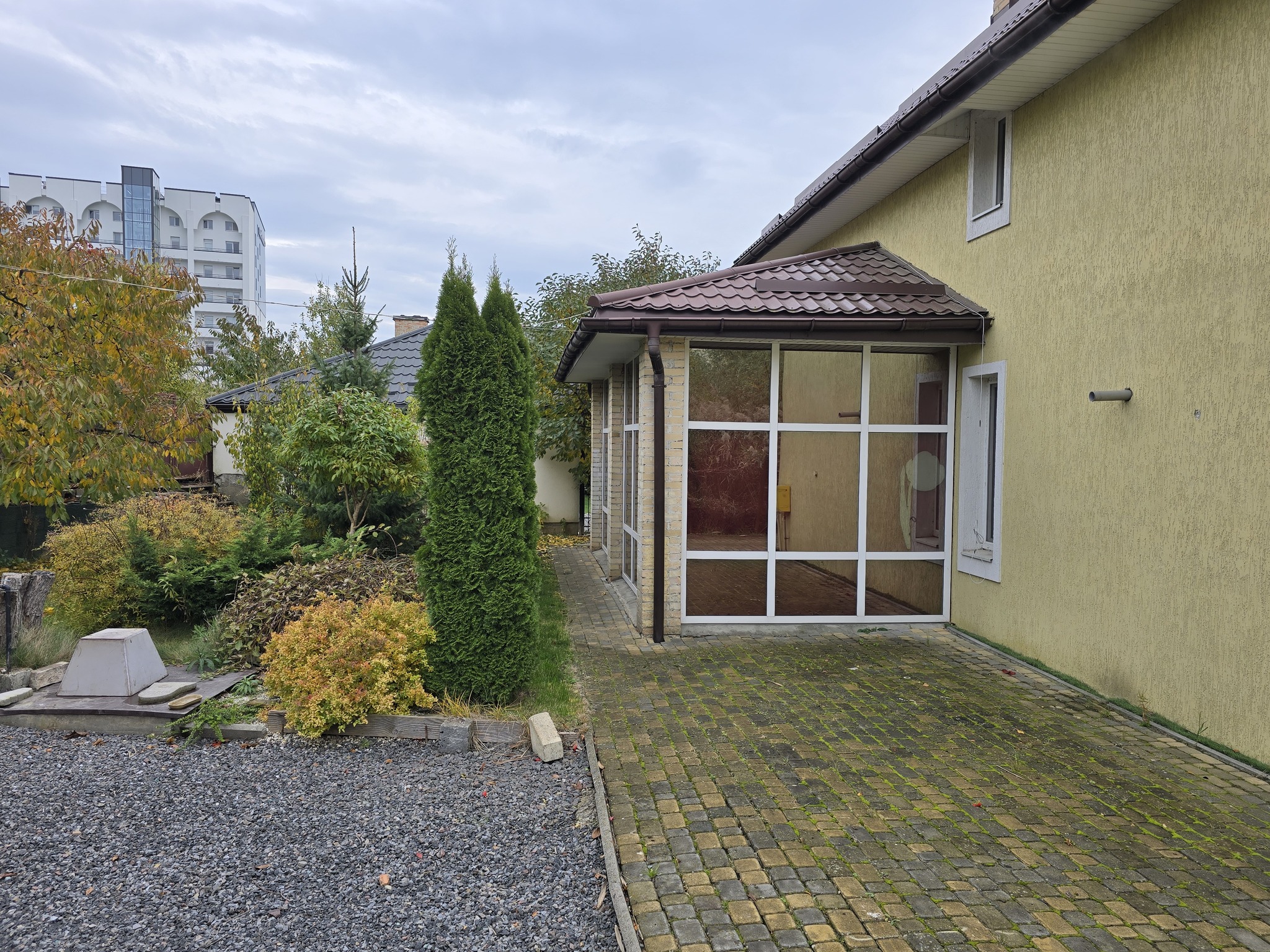 Продаж будинку 183.6 м², вул.Білозора 32