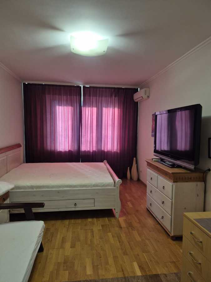 Аренда 1-комнатной квартиры 52 м², Патриарха Мстислава Скрипника ул., 40