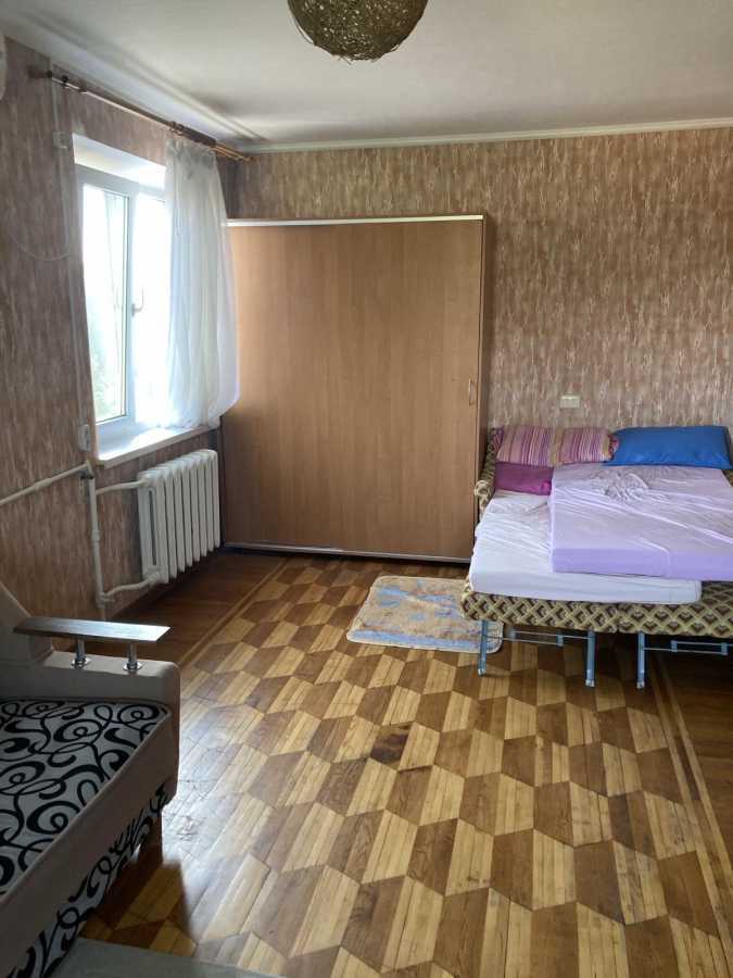 Оренда 1-кімнатної квартири 31.5 м², Косиора, 3