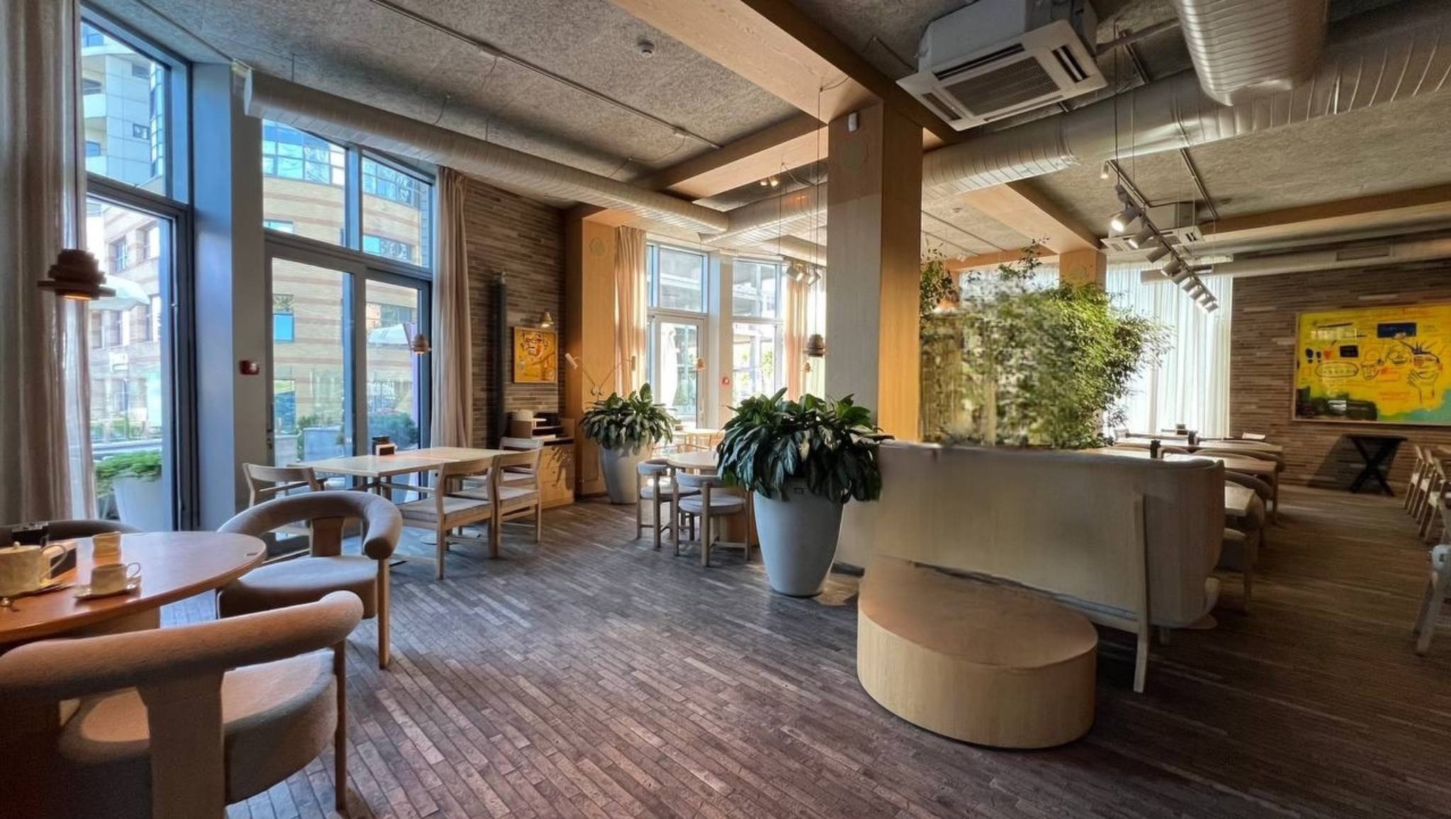 Продаж ресторану 340 м², Дмитрія Яворницького просп., 1А