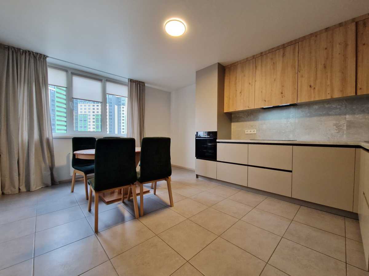 Аренда 3-комнатной квартиры 100 м², Михаила Максимовича ул., 32А