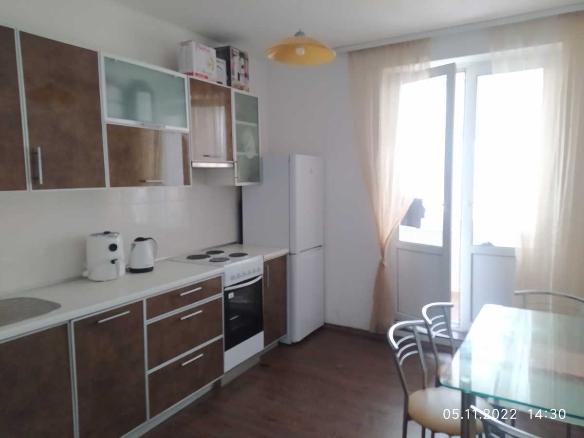 Аренда 3-комнатной квартиры 86 м², Большая Китаевская ул., 59