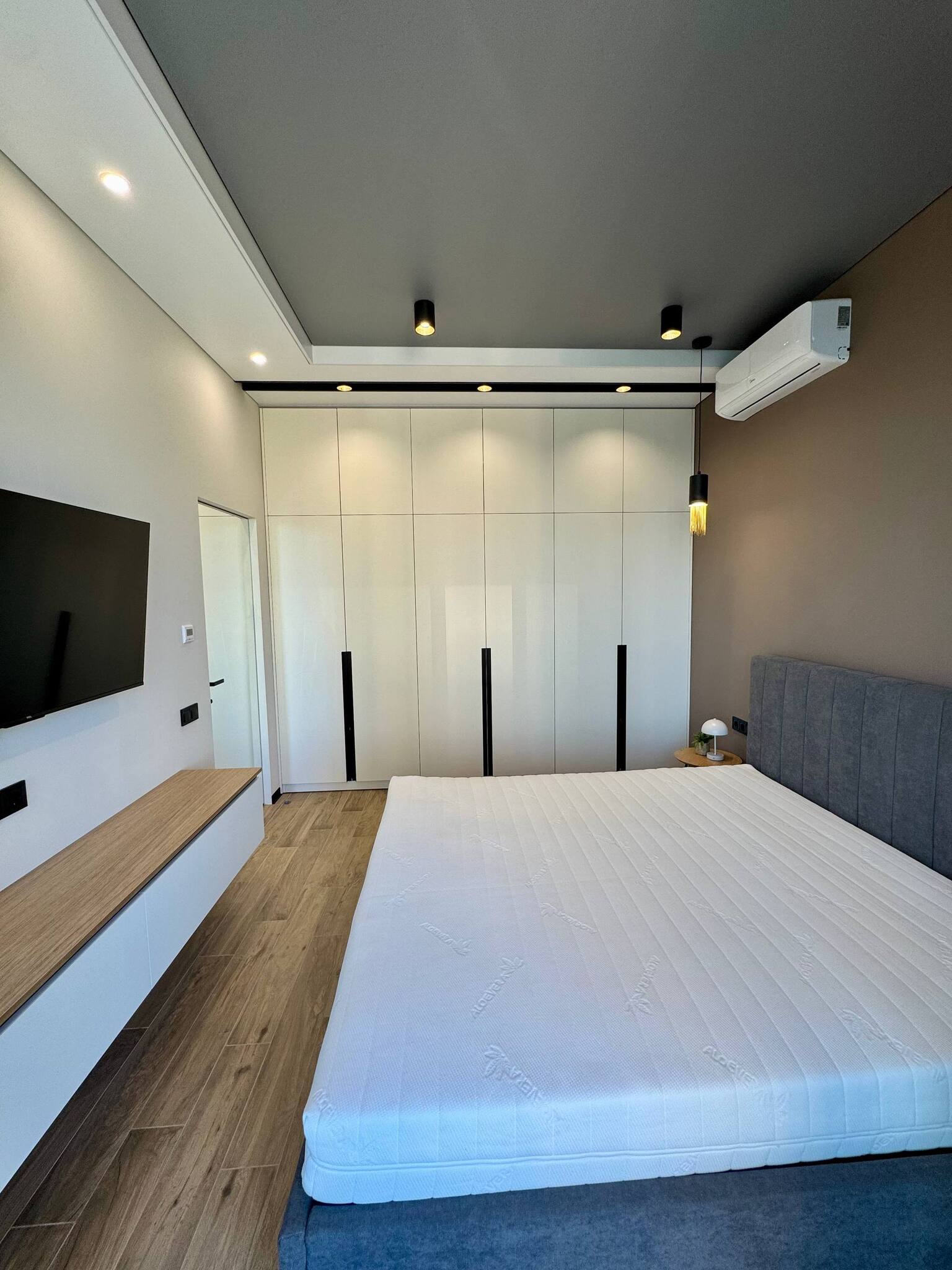 Продаж 2-кімнатної квартири 50 м², Набережна Перемоги вул., 9Б