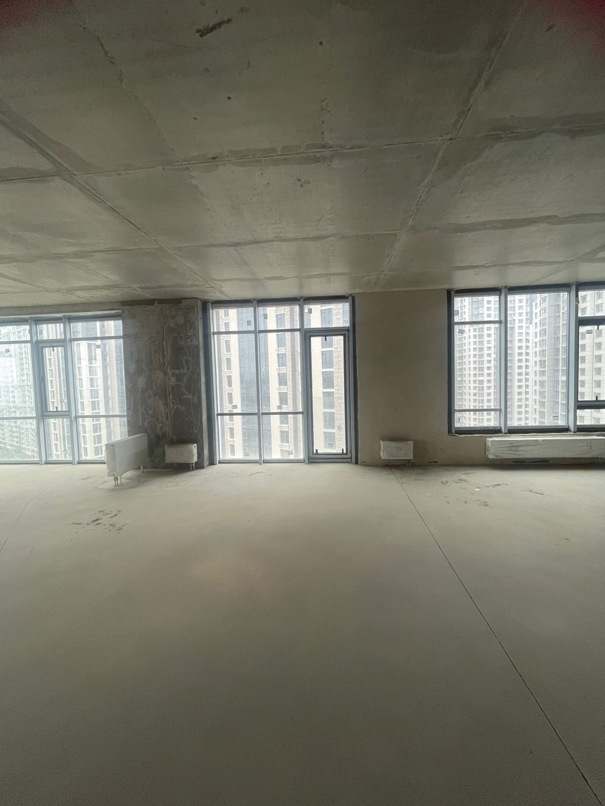 Продаж 3-кімнатної квартири 135 м², Михайла Драгомирова вул.