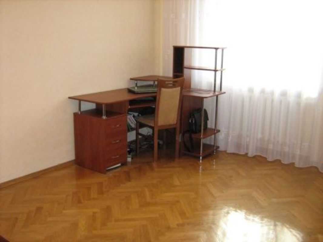 Аренда 2-комнатной квартиры 74 м², Срибнокильская ул., 24