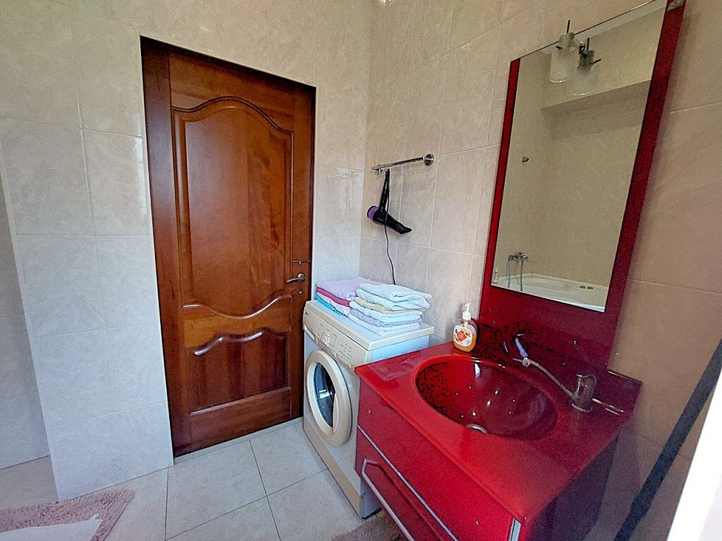 Оренда 3-кімнатної квартири 97 м², Дерибасовская вул., 31