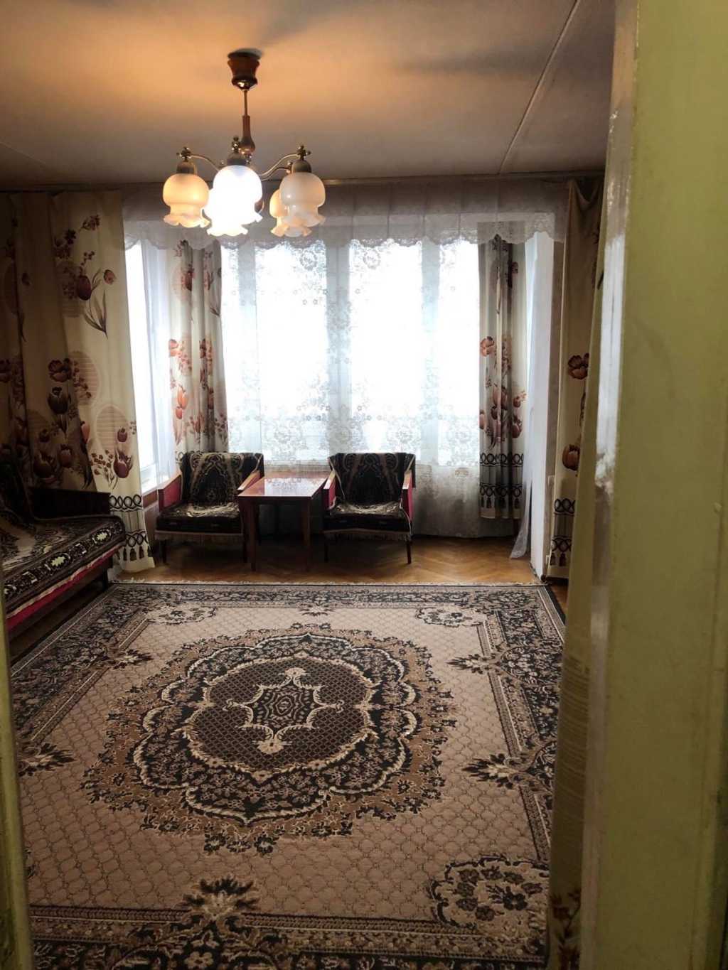 Продажа 3-комнатной квартиры 71.3 м², Вересневая ул., 12А