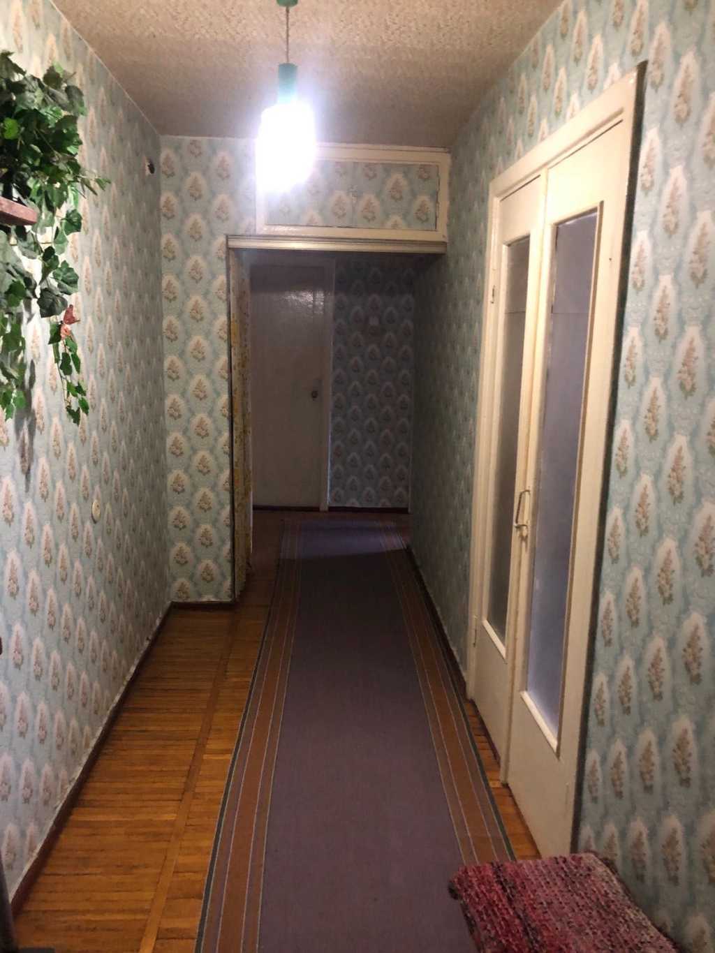 Продажа 3-комнатной квартиры 71.3 м², Вересневая ул., 12А