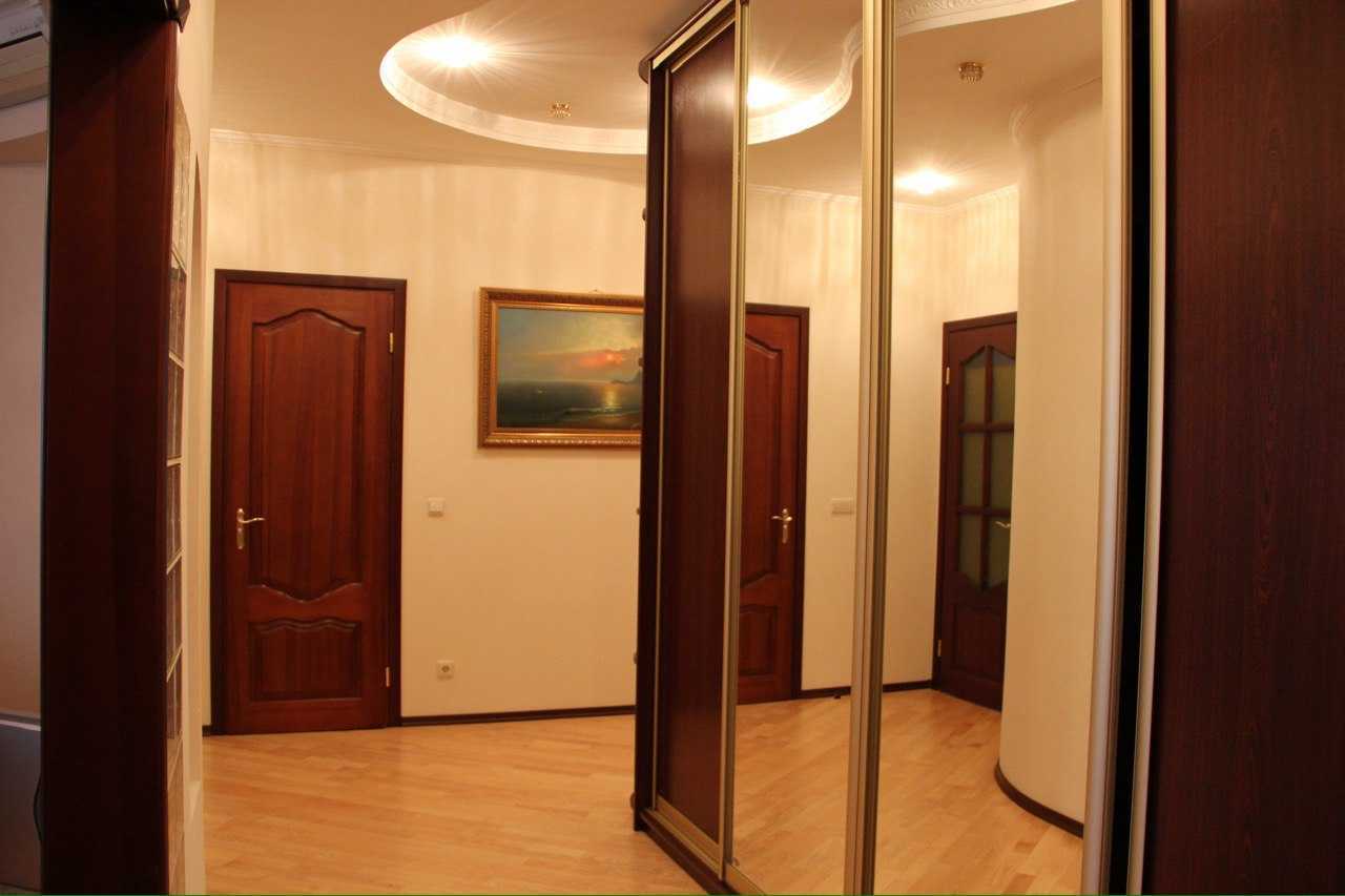 Оренда 3-кімнатної квартири 106.1 м², Дмитрівська вул., 69