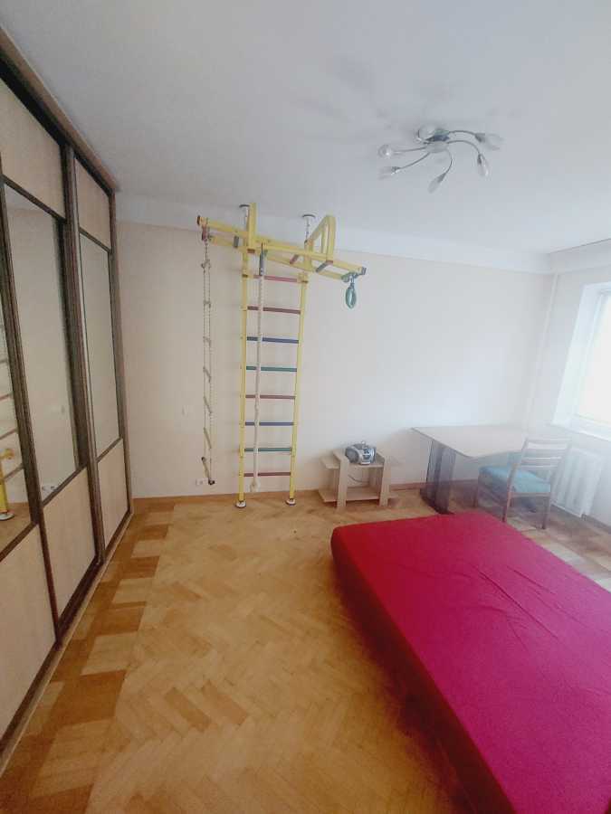 Аренда 2-комнатной квартиры 46 м², Михаила Донца ул., 27