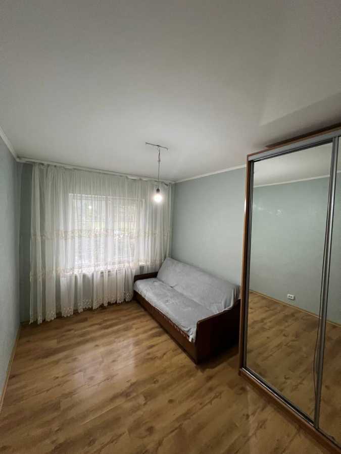 Продажа 3-комнатной квартиры 78 м², Николая Закревского ул., 39А