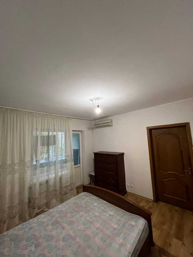 Продажа 3-комнатной квартиры 78 м², Николая Закревского ул., 39А