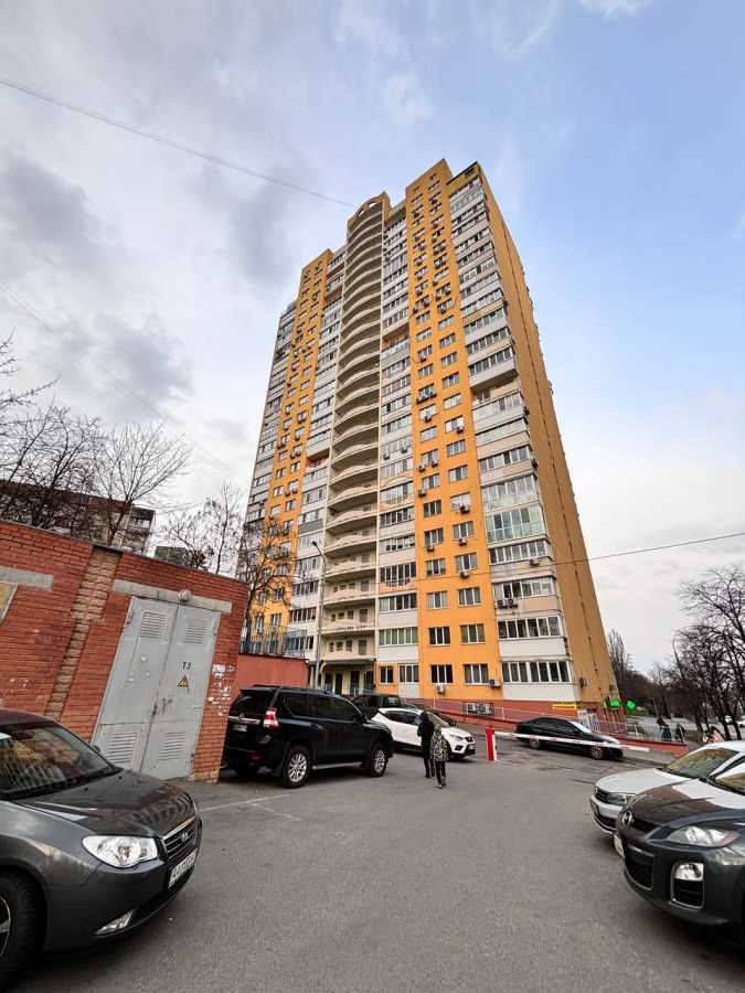 Аренда 2-комнатной квартиры 60 м², Наталии Ужвий ул., 12