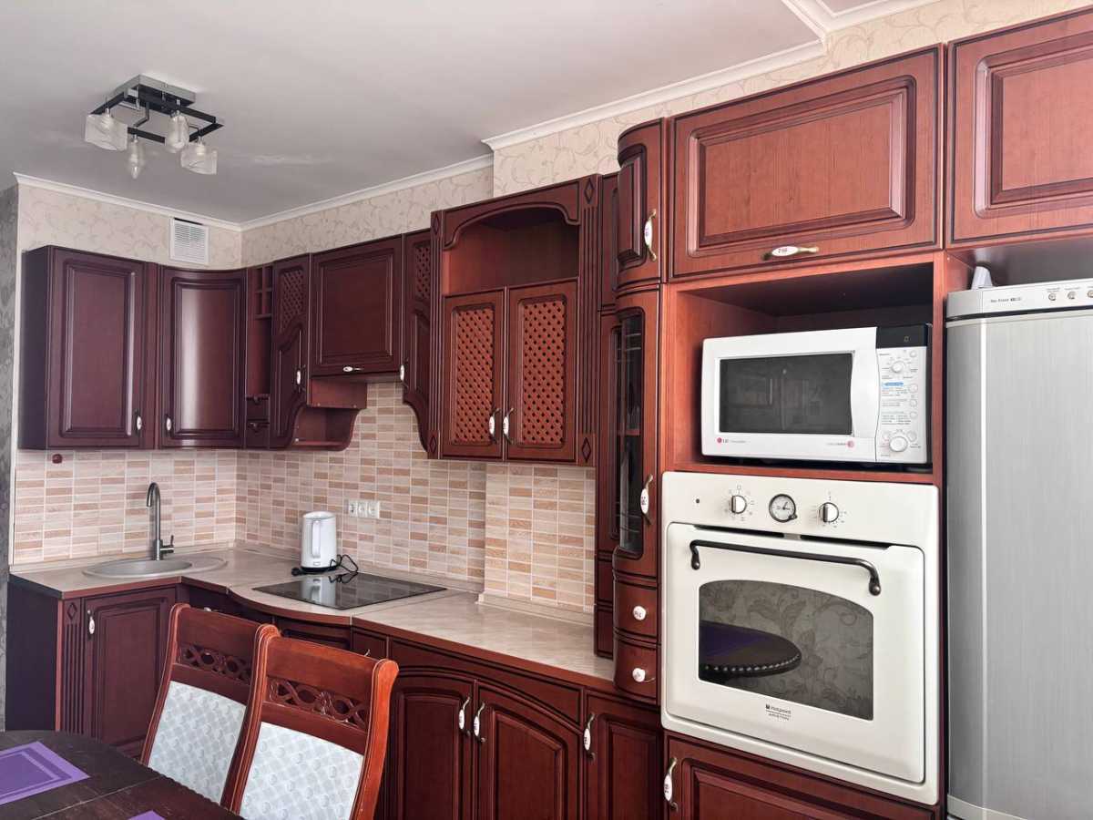 Аренда 2-комнатной квартиры 60 м², Наталии Ужвий ул., 12