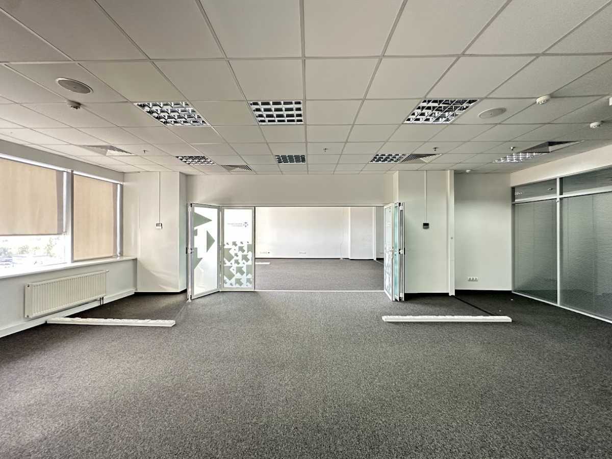 Оренда офісу 400 м², Столичне шосе, 103
