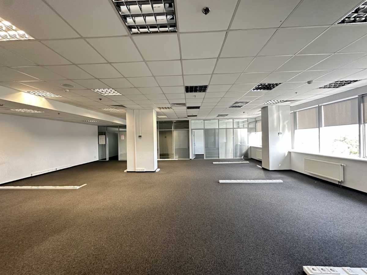 Оренда офісу 400 м², Столичне шосе, 103