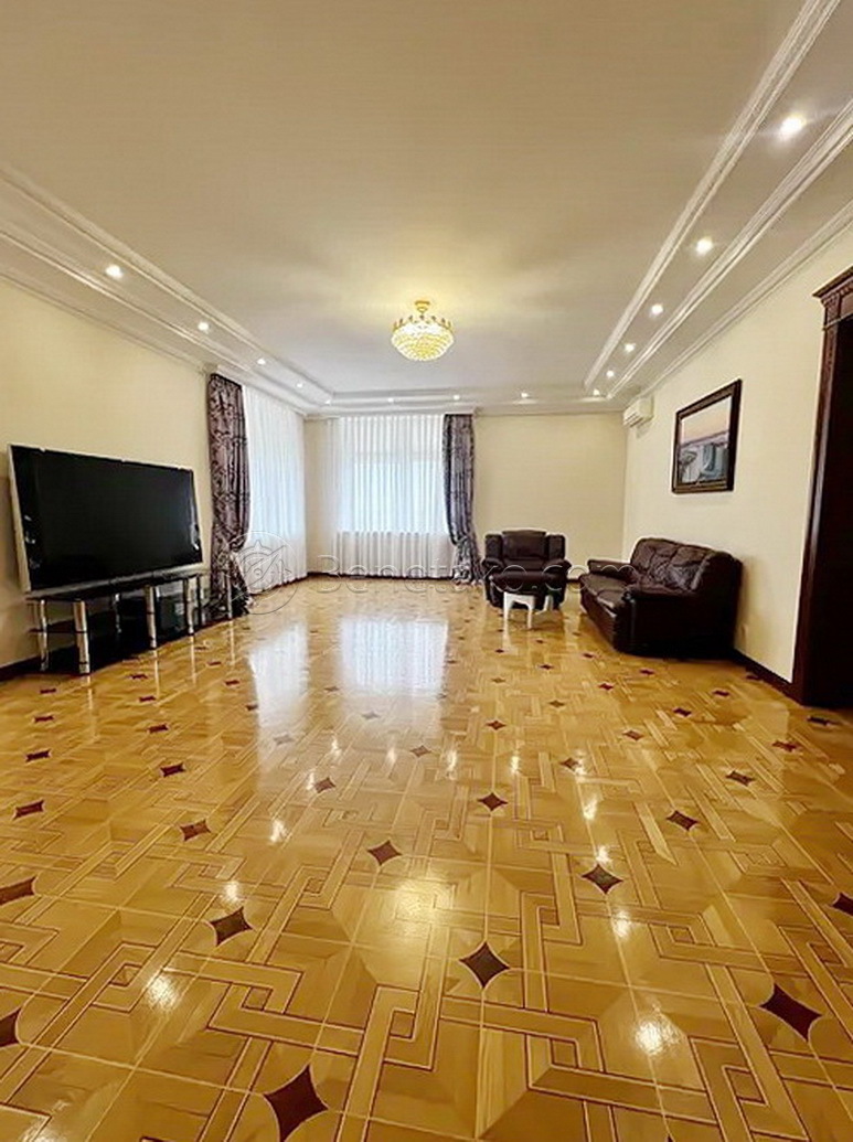 Оренда 4-кімнатної квартири 205 м², Каркашадзе пров., 9