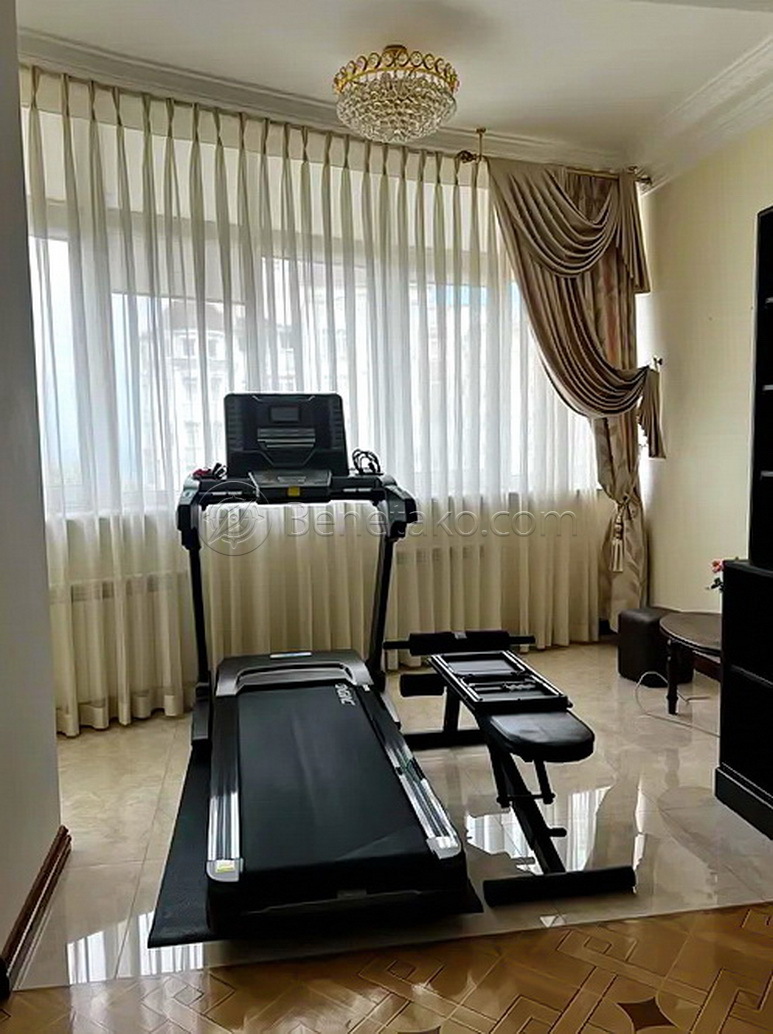 Оренда 4-кімнатної квартири 205 м², Каркашадзе пров., 9