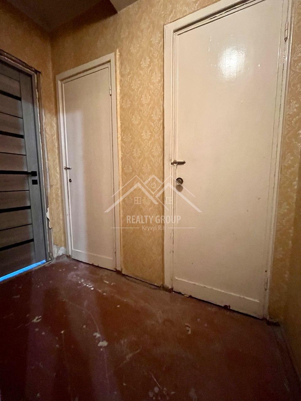 Продажа 3-комнатной квартиры 56 м², Соборности ул., 25