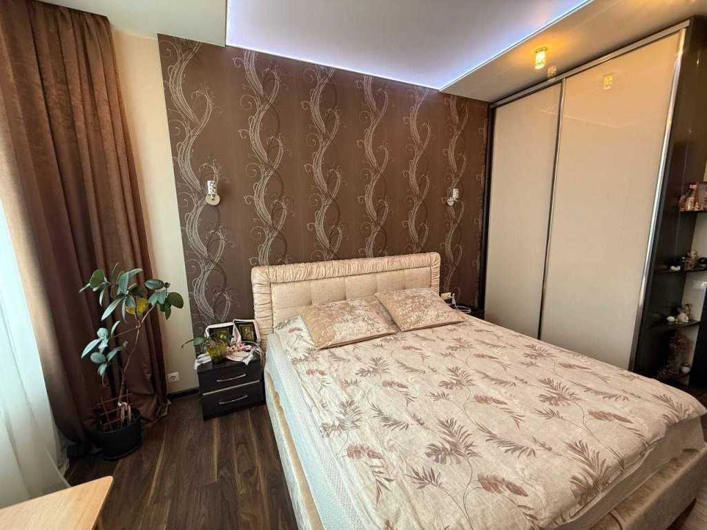 Продажа 2-комнатной квартиры 80 м², Соломенская ул., 15А