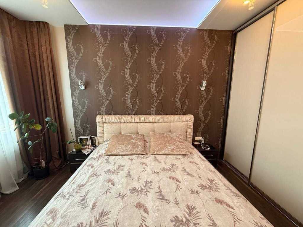 Продажа 2-комнатной квартиры 80 м², Соломенская ул., 15А