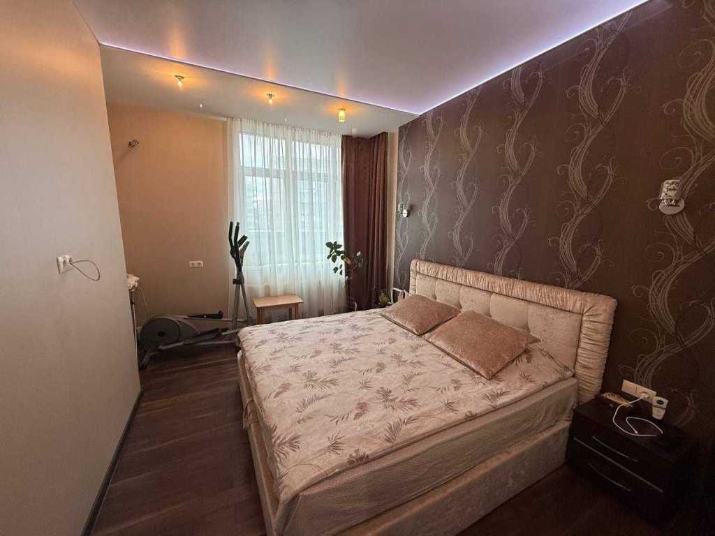 Продажа 2-комнатной квартиры 80 м², Соломенская ул., 15А