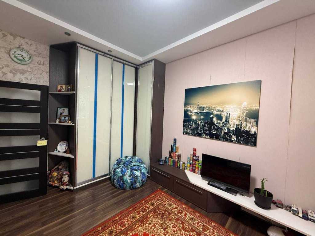 Продажа 2-комнатной квартиры 80 м², Соломенская ул., 15А