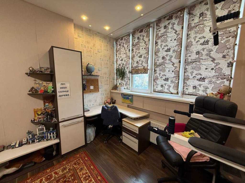 Продажа 2-комнатной квартиры 80 м², Соломенская ул., 15А