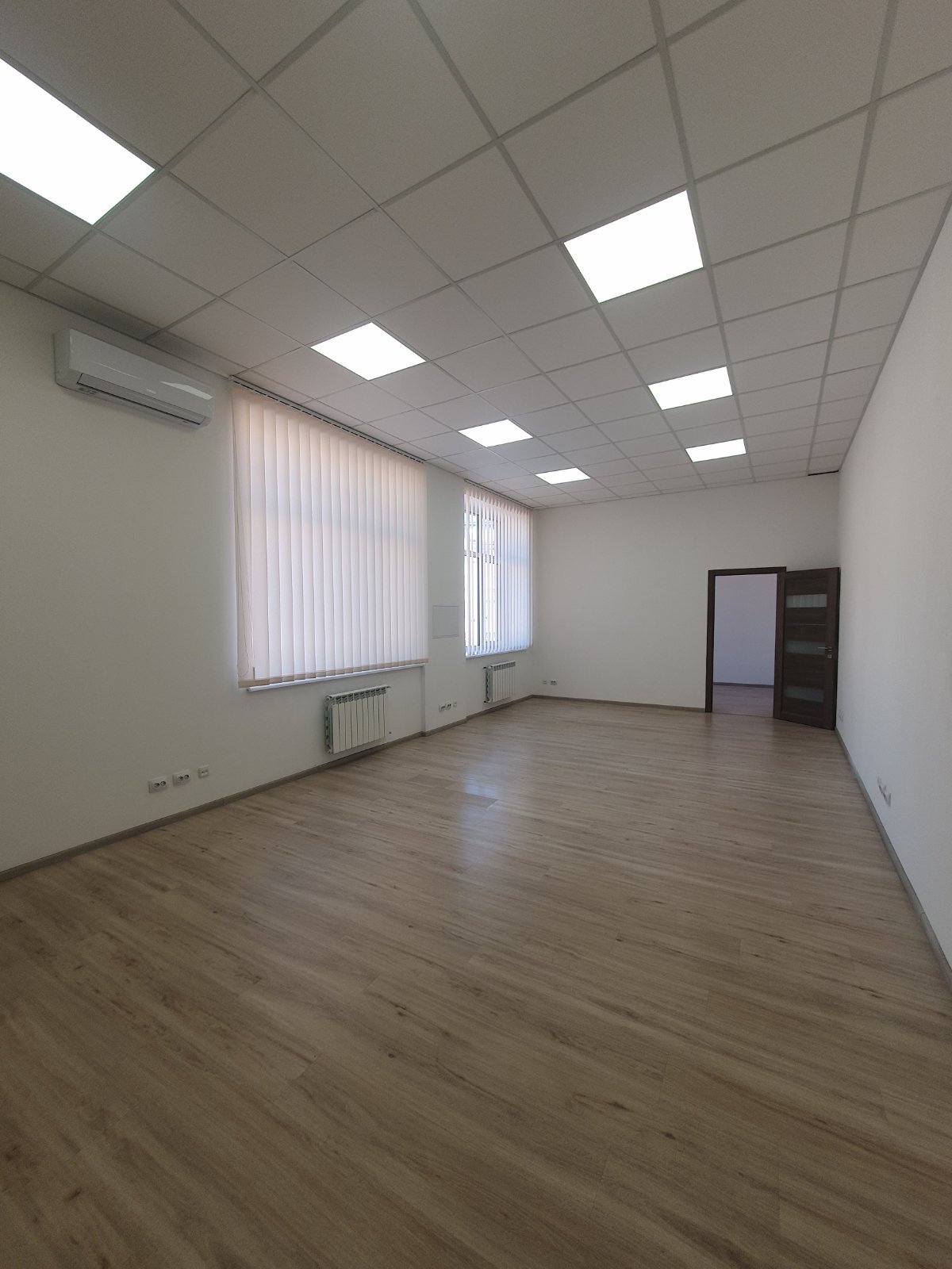 Оренда офісу 59 м², Глибочицька вул.