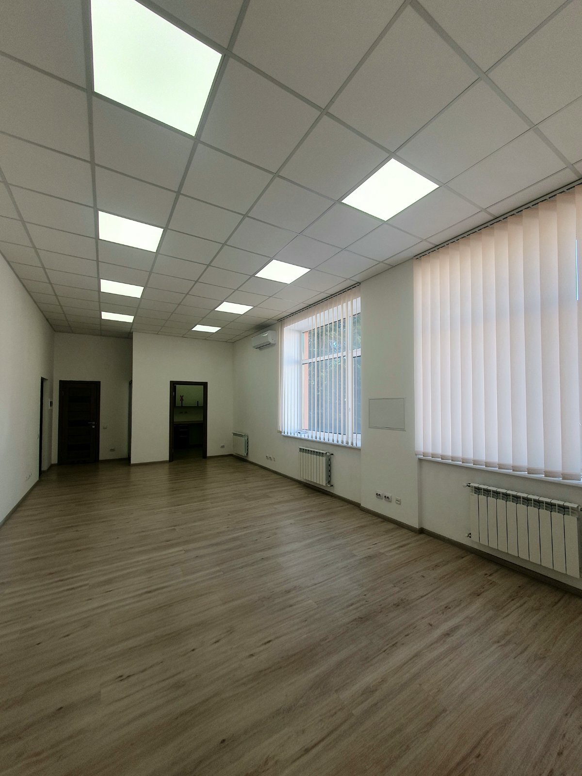 Оренда офісу 59 м², Глибочицька вул.