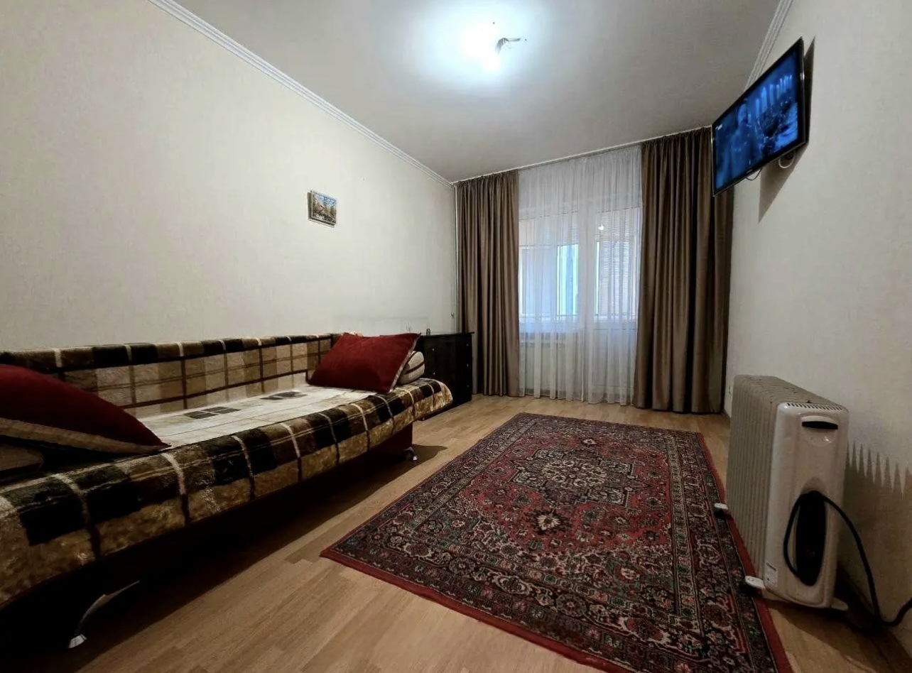Аренда 3-комнатной квартиры 80 м², Курский просп.