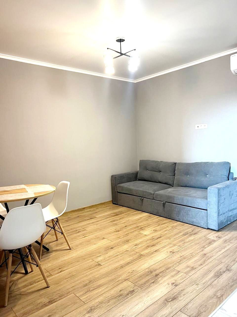 Оренда 2-кімнатної квартири 55 м², Архітекторська вул.