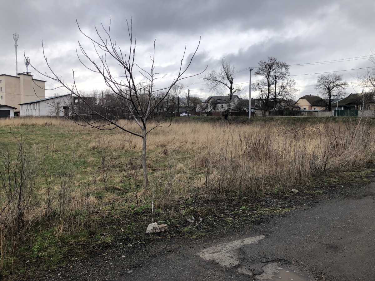 Продаж ділянки під індивідуальне житлове будівництво 10 соток, Радосинська вул.