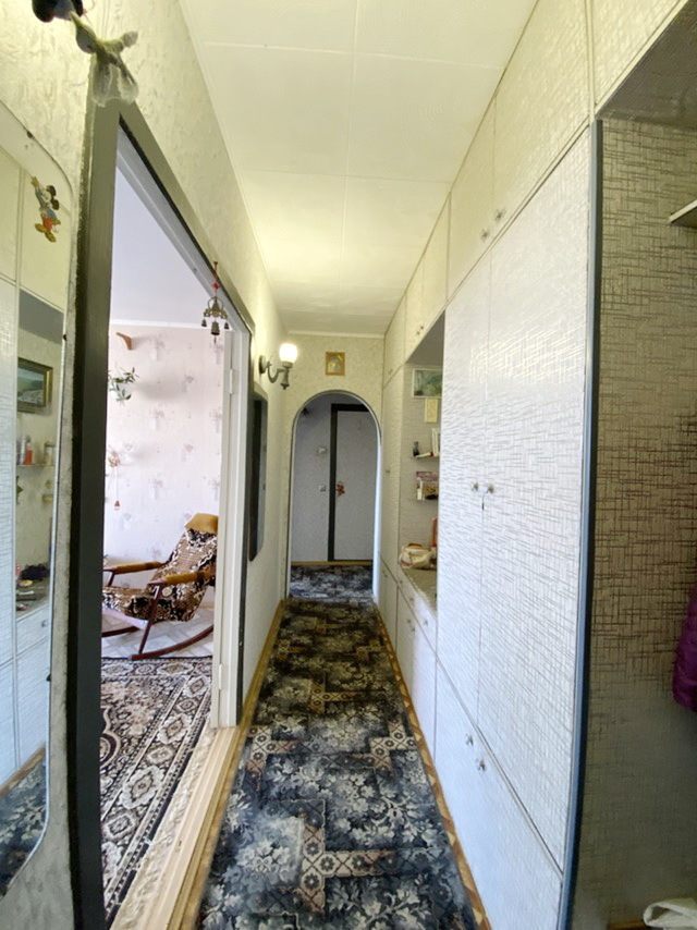 Продажа 3-комнатной квартиры 67 м², Лазурная ул.