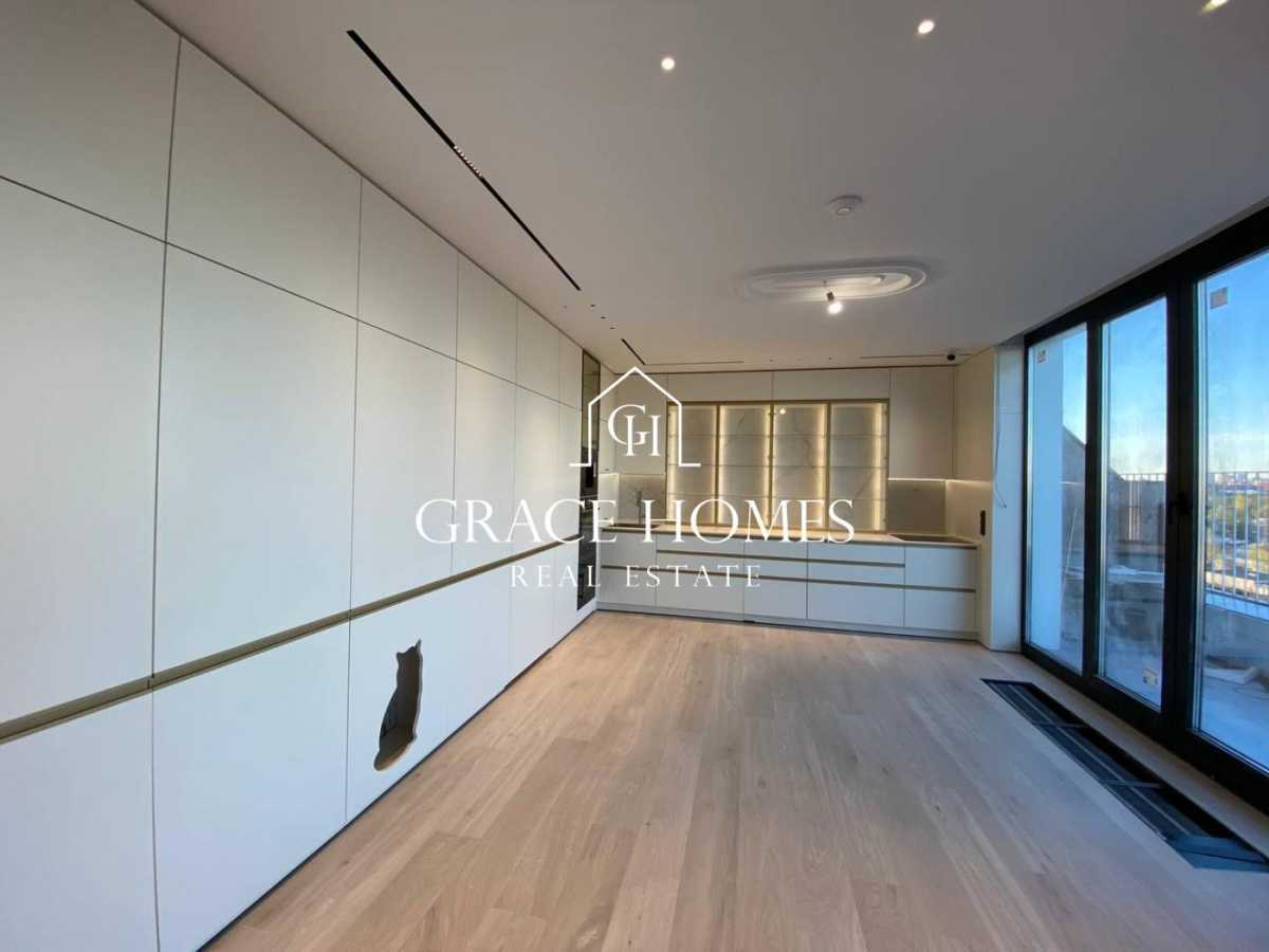 Продажа 3-комнатной квартиры 120 м², Набережно-Рыбальская ул., 3