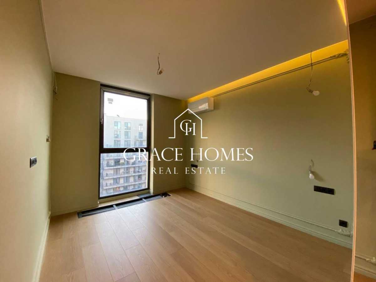 Продажа 3-комнатной квартиры 120 м², Набережно-Рыбальская ул., 3