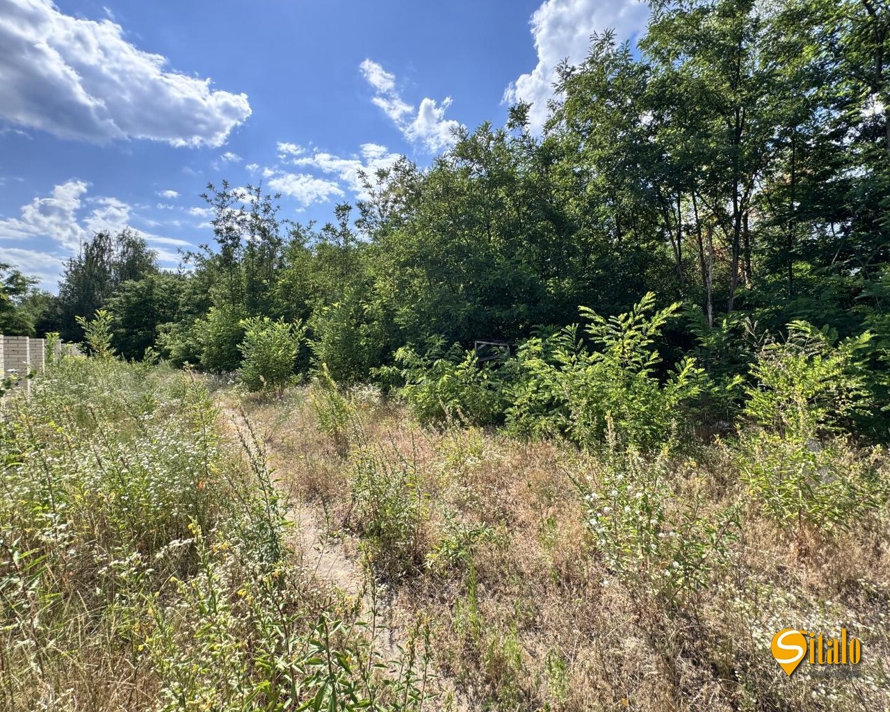 Продаж ділянки під індивідуальне житлове будівництво 15 соток