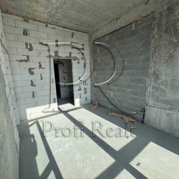 Продажа 2-комнатной квартиры 75 м², Причальная ул., 8