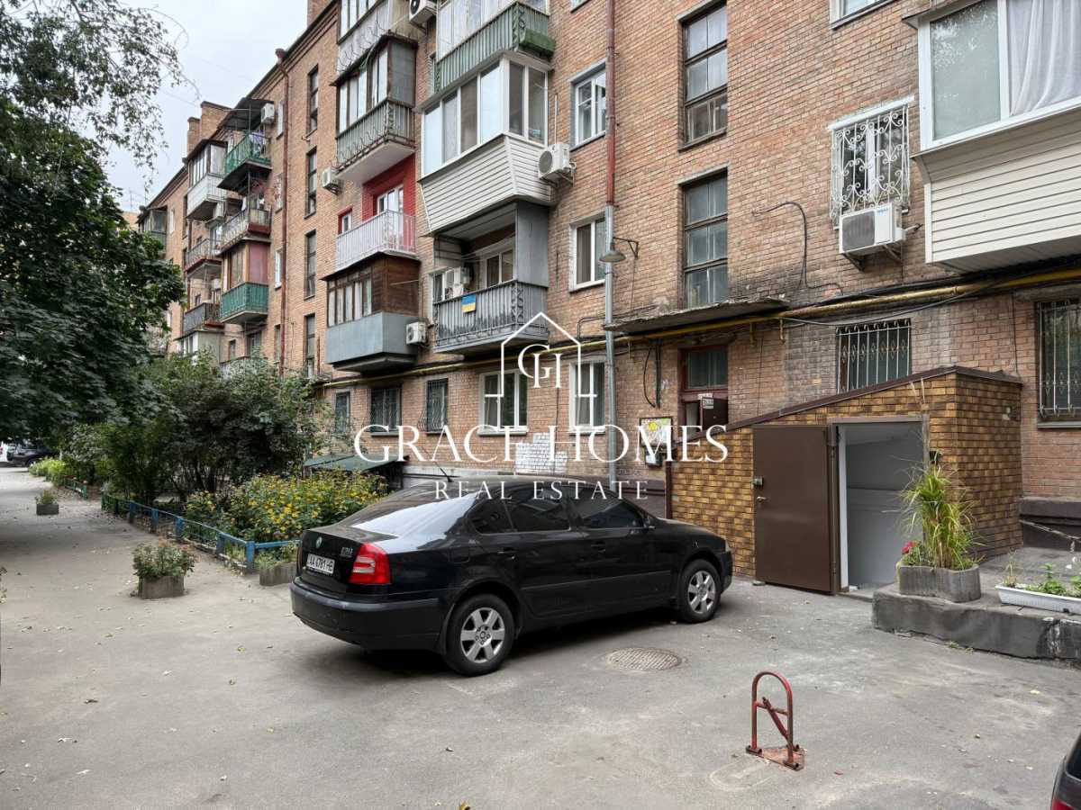 Продажа офиса 139 м², Константиновская ул., 63/12