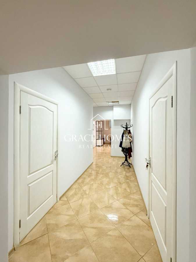 Продажа офиса 139 м², Константиновская ул., 63/12