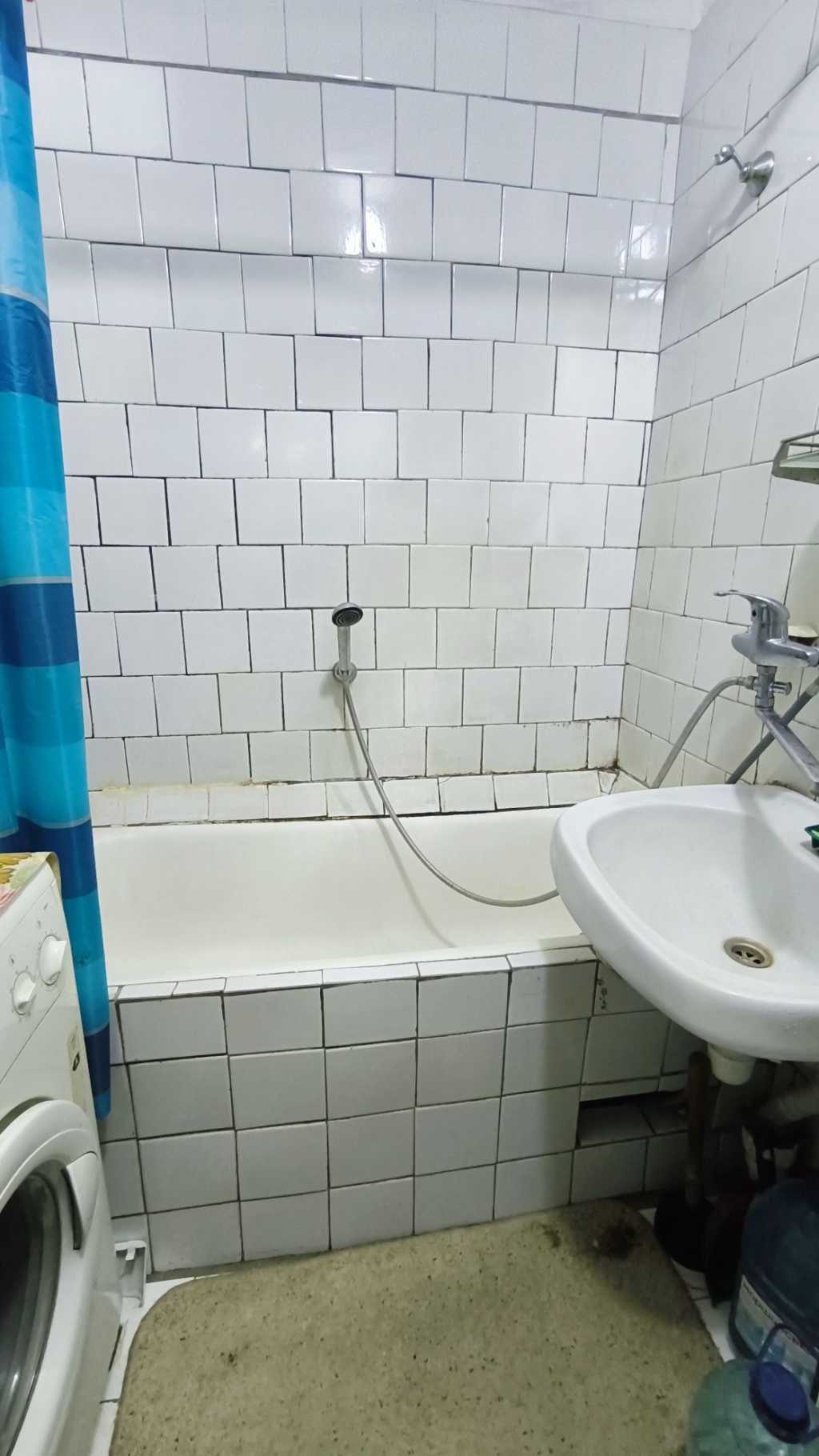 Продаж 2-кімнатної квартири 55 м², Героїв Дніпра вул.