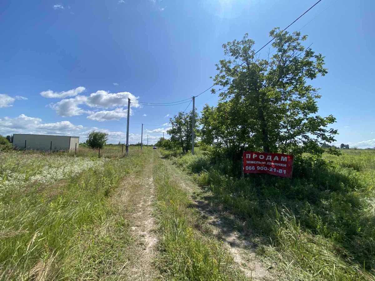 Продаж ділянки під індивідуальне житлове будівництво 6 соток, Лозівка