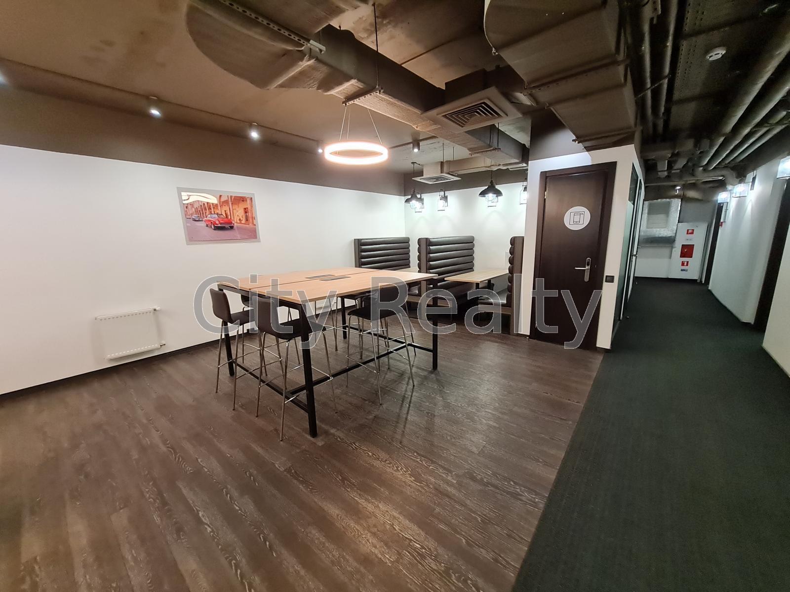 Оренда офісу 110 м², Верхній Вал вул.