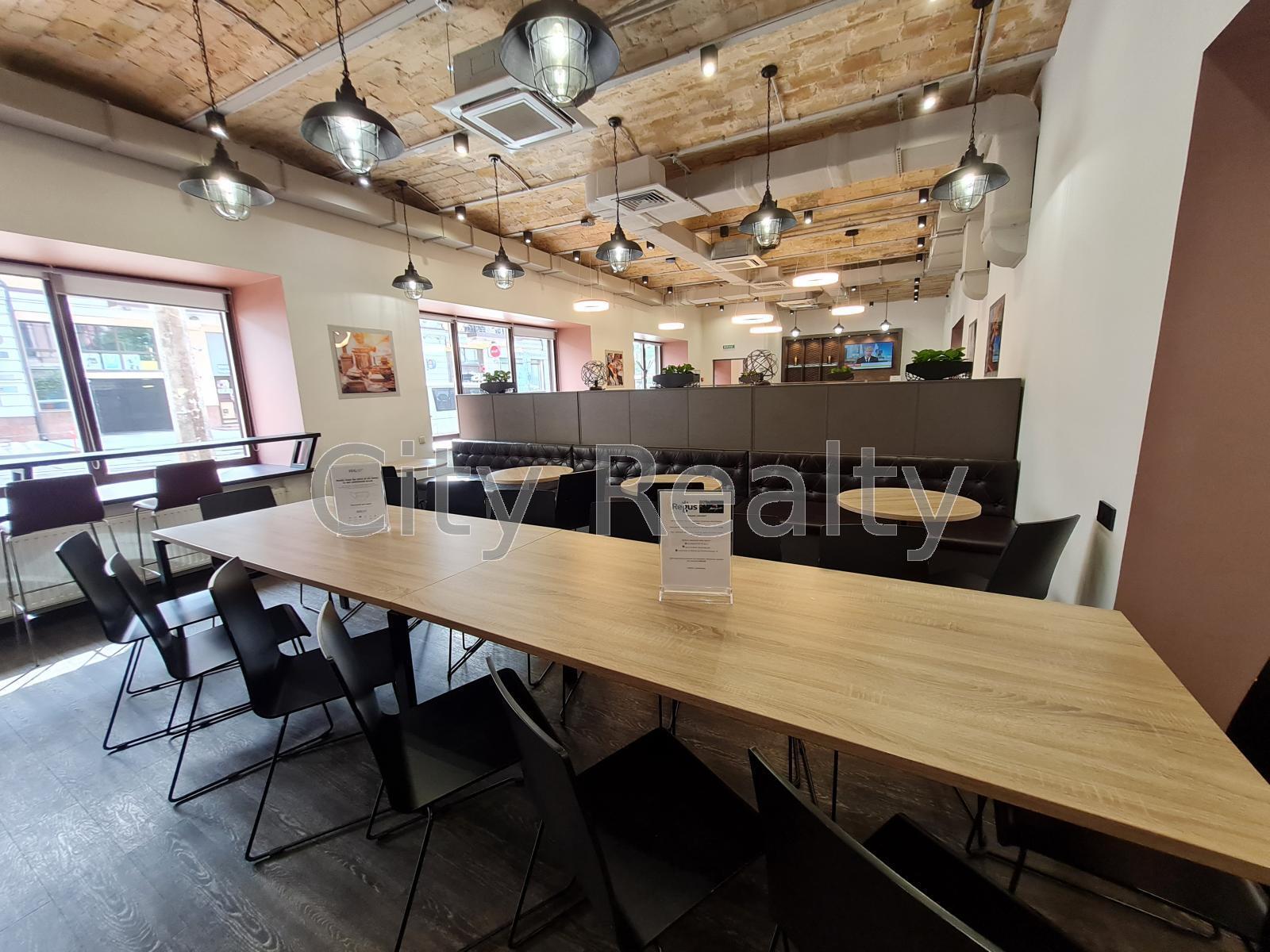 Оренда офісу 110 м², Верхній Вал вул.