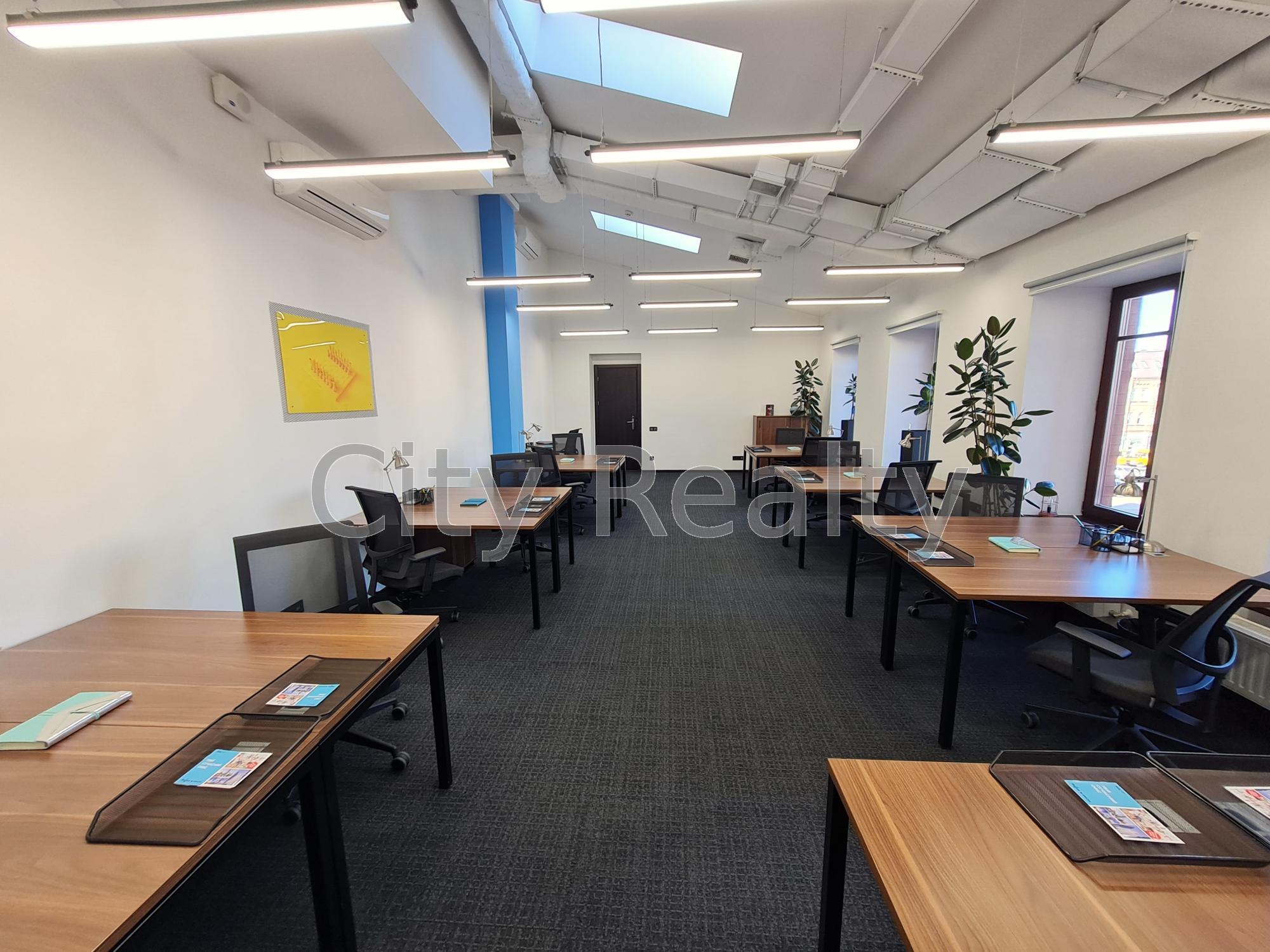 Оренда офісу 110 м², Верхній Вал вул.