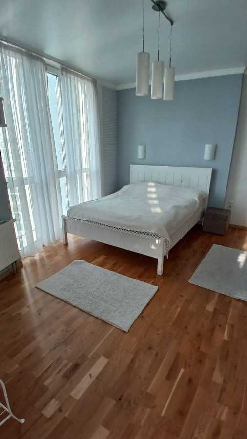 Аренда 3-комнатной квартиры 107 м², Григория Андрющенко ул., 6Г