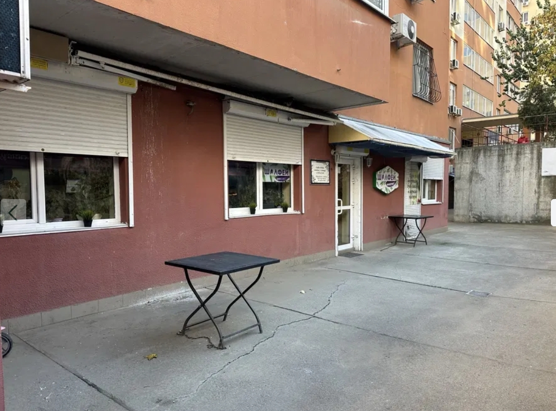 Аренда торгового помещения 105 м², Массив Радужный ул.