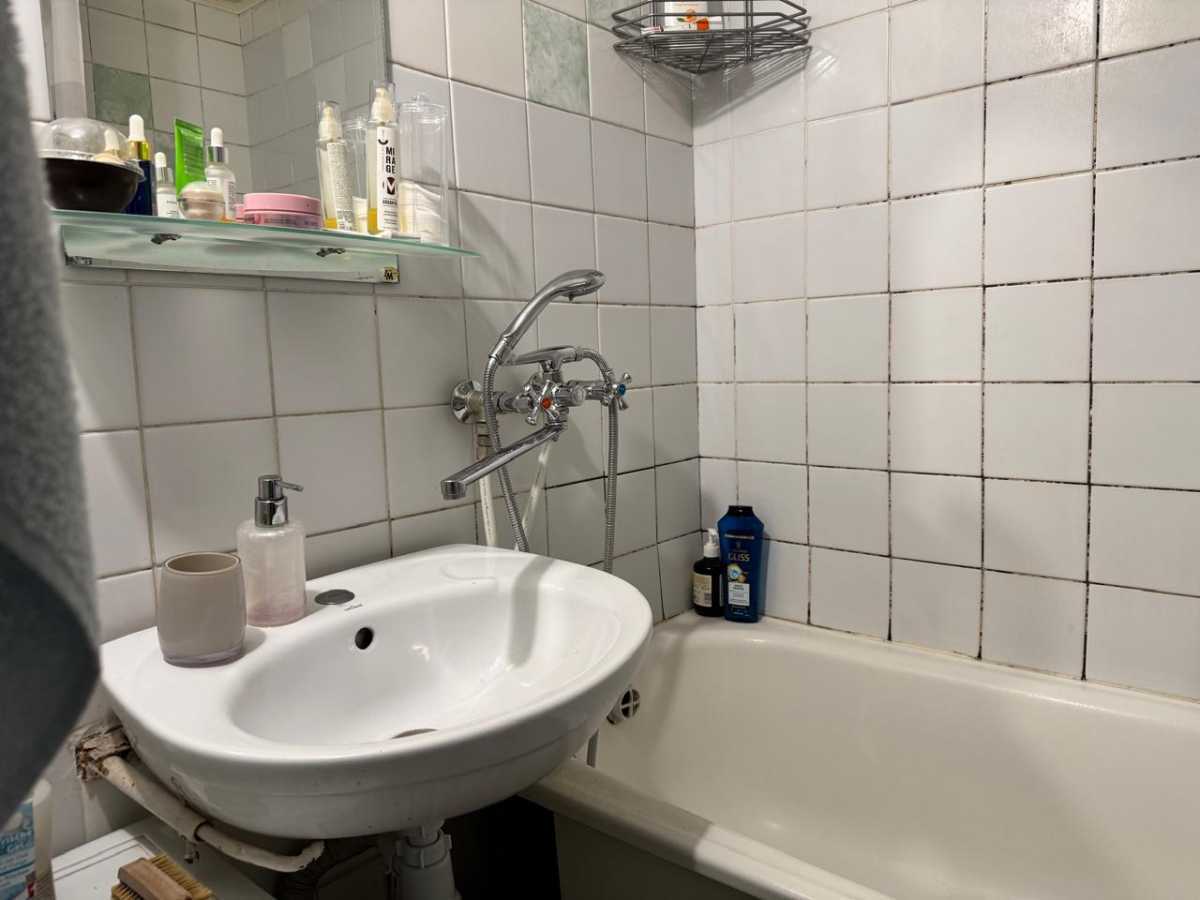 Продажа 2-комнатной квартиры 59 м², Азербайджанская ул., 16/3