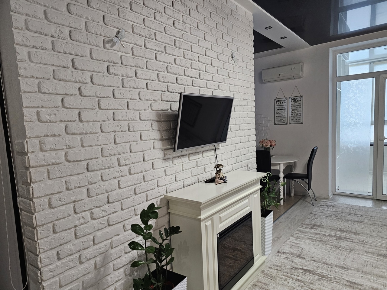 Продажа 3-комнатной квартиры 91 м², Любарского пер., 4А